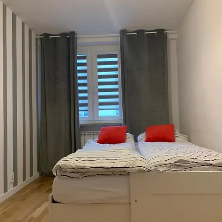 P&d Apartament W Okolicy Dworca Zachodni * ורשה